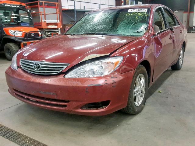 4T1BE32K92U089777 - 2002 TOYOTA CAMRY LE RED photo 2
