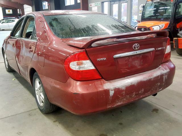 4T1BE32K92U089777 - 2002 TOYOTA CAMRY LE RED photo 3