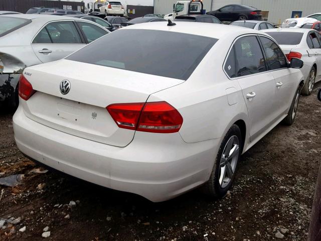 1VWBH7A39DC125437 - 2013 VOLKSWAGEN PASSAT SE WHITE photo 4