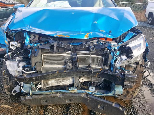 JTMDJREVXHD134445 - 2017 TOYOTA RAV4 HV LI BLUE photo 9