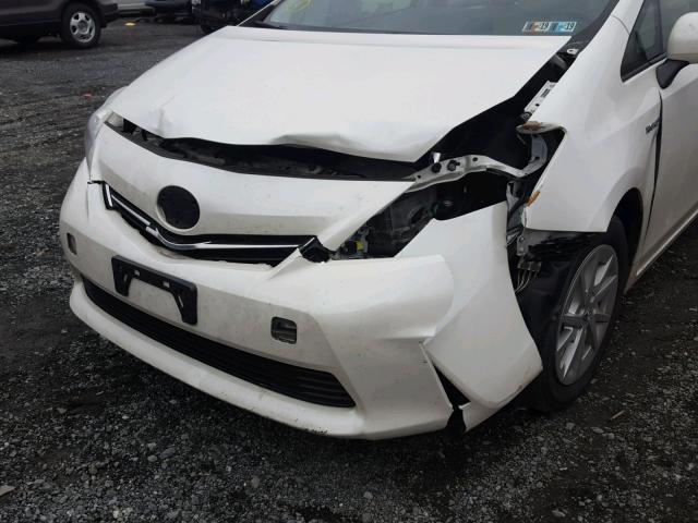 JTDZN3EU3C3180566 - 2012 TOYOTA PRIUS V WHITE photo 9