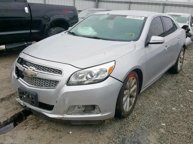 1G11H5SA8DF307444 - 2013 CHEVROLET MALIBU LTZ 银色 照片 2