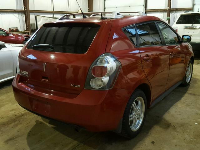 5Y2SP6E05AZ407745 - 2010 PONTIAC VIBE RED photo 4