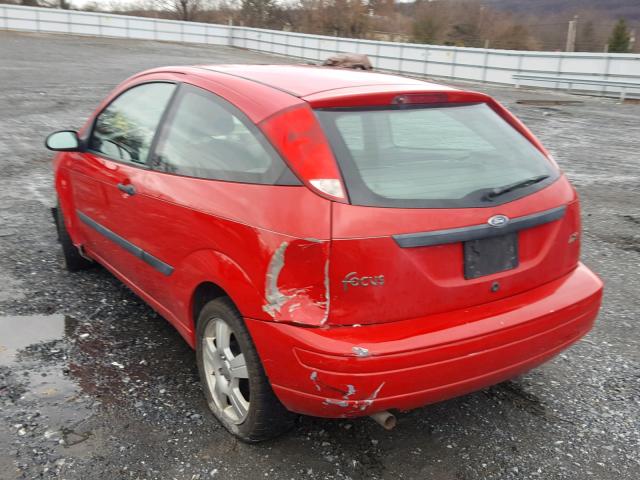 3FAFP31333R118439 - 2003 FORD FOCUS ZX3 RED photo 3