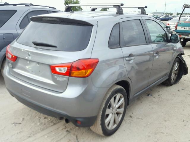 4A4AP3AU2FE004820 - 2015 MITSUBISHI OUTLANDER GRAY photo 4