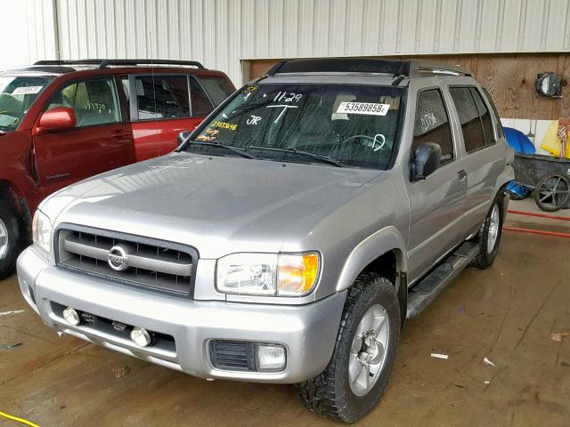 JN8DR09Y82W725687 - 2002 NISSAN PATHFINDER SILVER photo 2