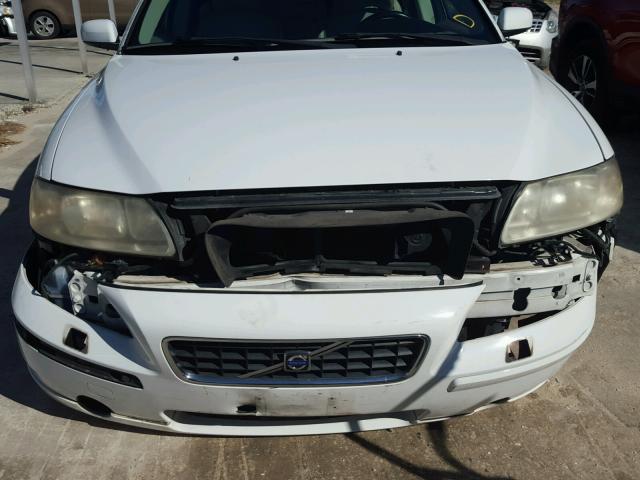 YV1RS592962520238 - 2006 VOLVO S60 2.5T WHITE photo 9