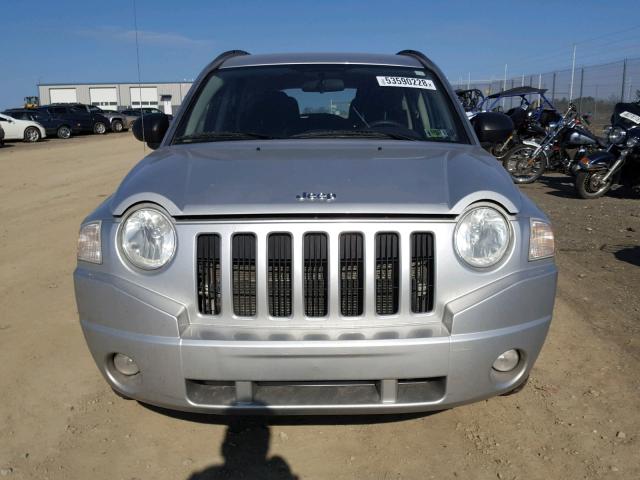 1J4NT4FA4AD525829 - 2010 JEEP COMPASS SP 银色 照片 9