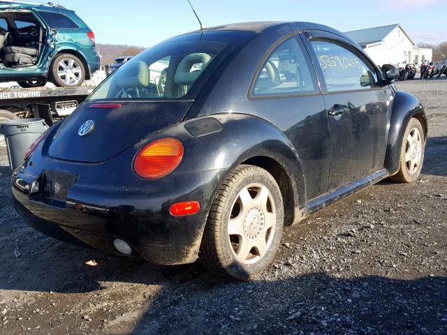 3VWCF21CXXM411510 - 1999 VOLKSWAGEN NEW BEETLE BLACK photo 4