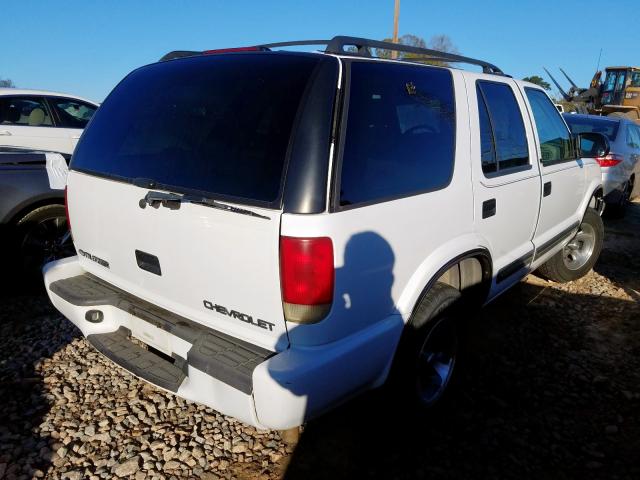 1GNCS13W012141757 - 2001 CHEVROLET BLAZER WHITE photo 4