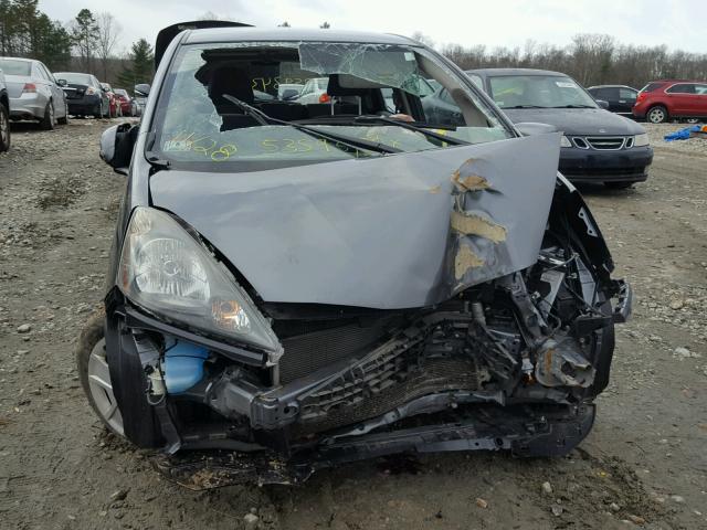 JHMGE8H39CC039622 - 2012 HONDA FIT GRAY photo 9