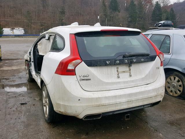 YV126MEA5F1209148 - 2015 VOLVO V60 WHITE photo 3