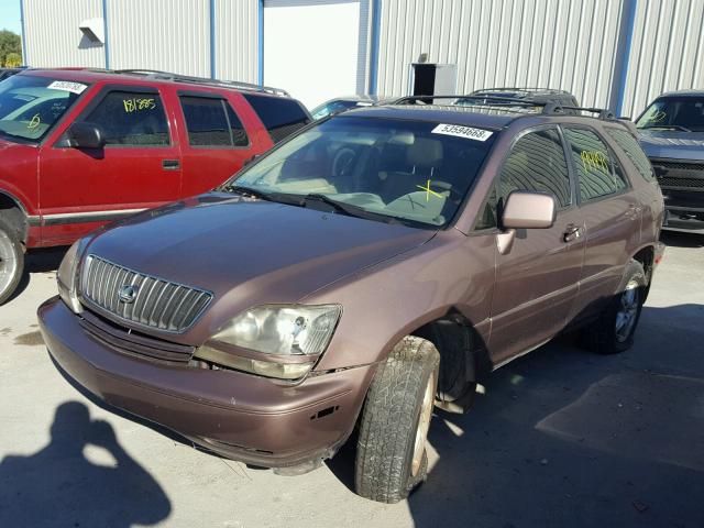 JT6HF10U2Y0106401 - 2000 LEXUS RX TAN photo 2