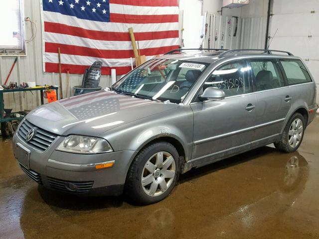 WVWCE63B25E053517 - 2005 VOLKSWAGEN PASSAT GLS GRAY photo 2