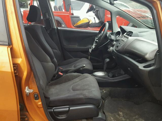 JHMGE8H5XBC004166 - 2011 HONDA FIT SPORT ORANGE photo 5