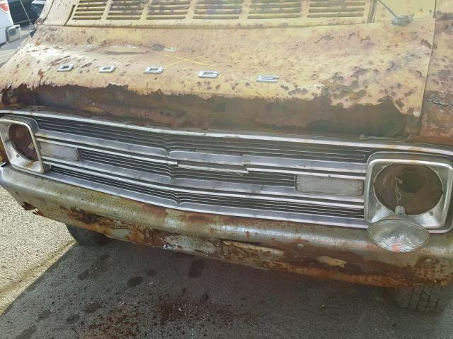 B21BF7X163174 - 1977 DODGE VAN YELLOW photo 10