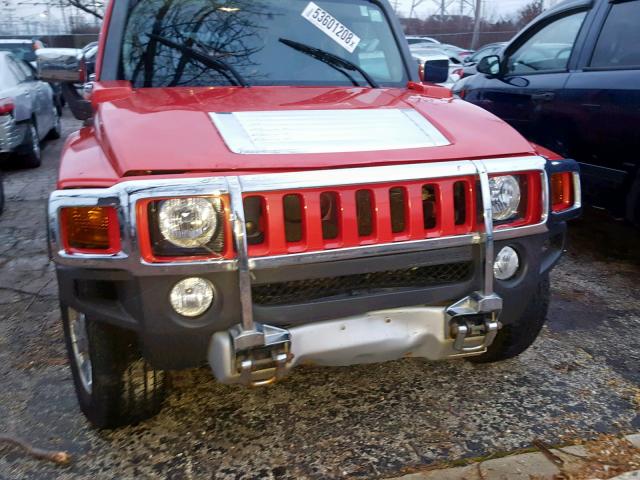 5GTEN13E188102076 - 2008 HUMMER H3 RED photo 9