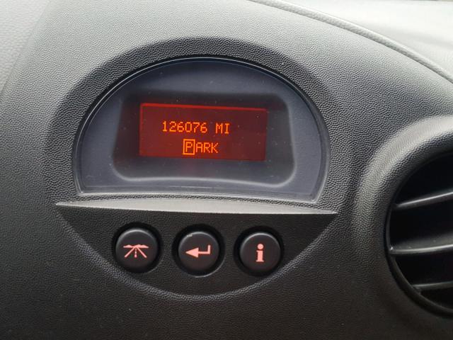 2G2WP522741245345 - 2004 PONTIAC GRAND PRIX WHITE photo 8