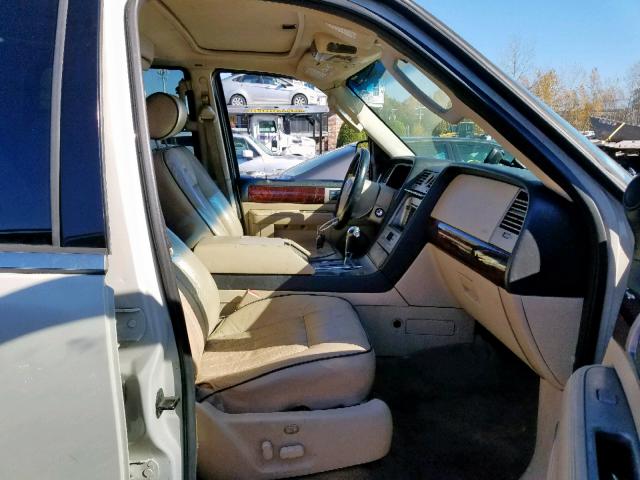 5LMFU28506LJ00206 - 2006 LINCOLN NAVIGATOR CREAM photo 5