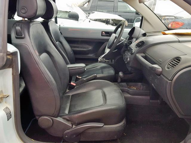 3VWRF31Y26M308902 - 2006 VOLKSWAGEN NEW BEETLE 蓝色 照片 5