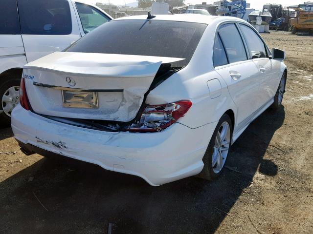 WDDGF4HB8EA962970 - 2014 MERCEDES-BENZ C 250 WHITE photo 4