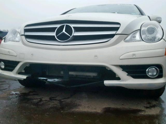 4JGCB65E48A074148 - 2008 MERCEDES-BENZ R 350 WHITE photo 9