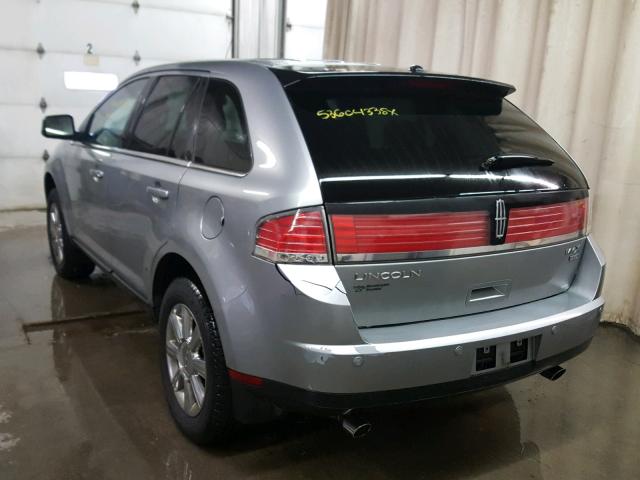 2LMDU88C57BJ22087 - 2007 LINCOLN MKX SILVER photo 3