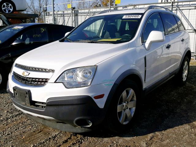 3GNAL2EK3CS522644 - 2012 CHEVROLET CAPTIVA SP WHITE photo 2