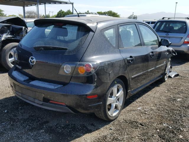 JM1BK343951243980 - 2005 MAZDA 3 HATCHBAC BLACK photo 4