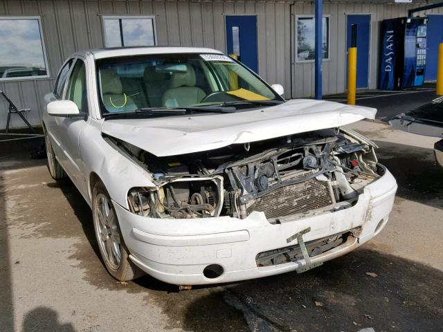 YV1RS592352429724 - 2005 VOLVO S60 2.5T WHITE photo 1