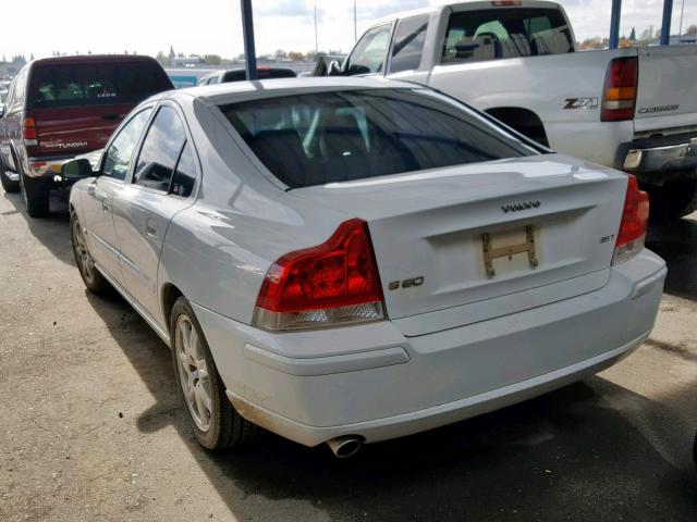 YV1RS592352429724 - 2005 VOLVO S60 2.5T WHITE photo 3