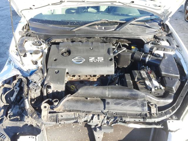 1N4AL11D35C257460 - 2005 NISSAN ALTIMA S WHITE photo 7