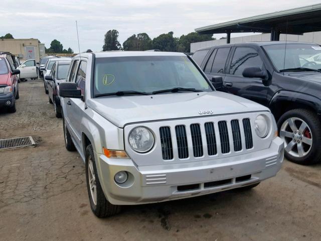 1J8FF48W08D570103 - 2008 JEEP PATRIOT LI SILVER photo 1