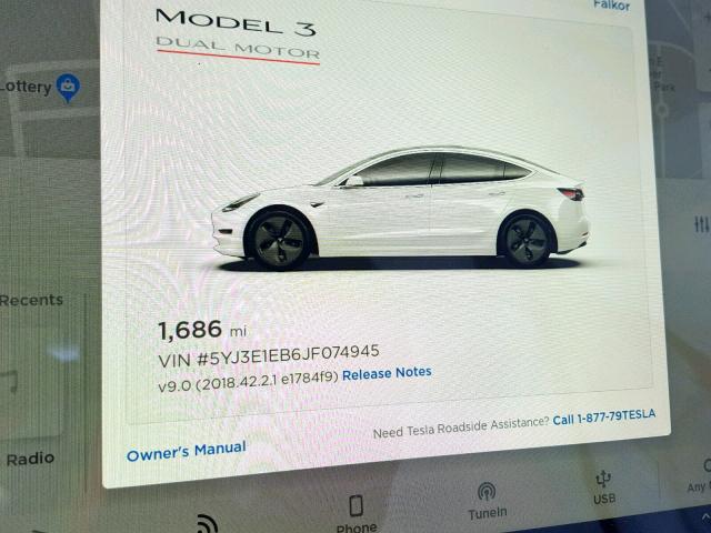 5YJ3E1EB6JF074945 - 2018 TESLA MODEL 3 WHITE photo 8