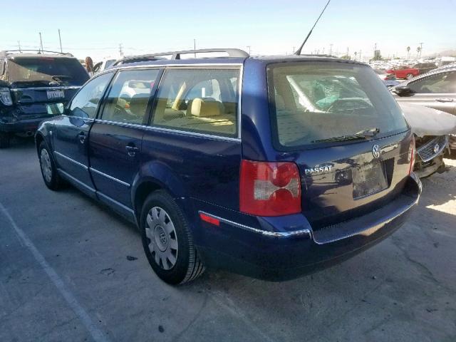 WVWVD63B82E335006 - 2002 VOLKSWAGEN PASSAT GLS BLUE photo 3