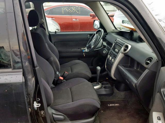 JTLKT324164031345 - 2006 TOYOTA SCION XB Siyah fotoğraf 5