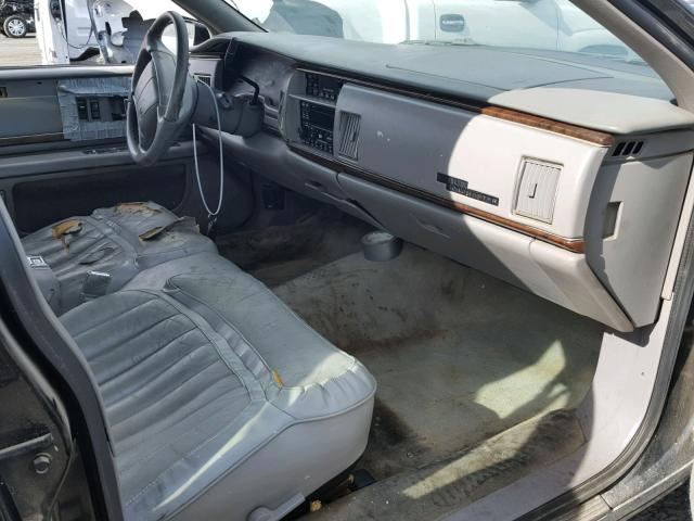 1G4BN52P2TR414636 - 1996 BUICK ROADMASTER WHITE photo 5