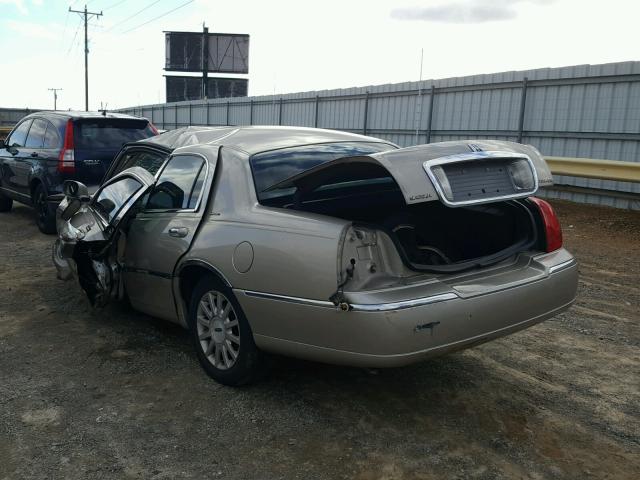 1LNHM81W76Y635599 - 2006 LINCOLN TOWN CAR S TAN photo 3