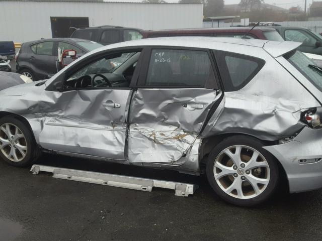 JM1BK344X81178425 - 2008 MAZDA 3 HATCHBAC SILVER photo 9