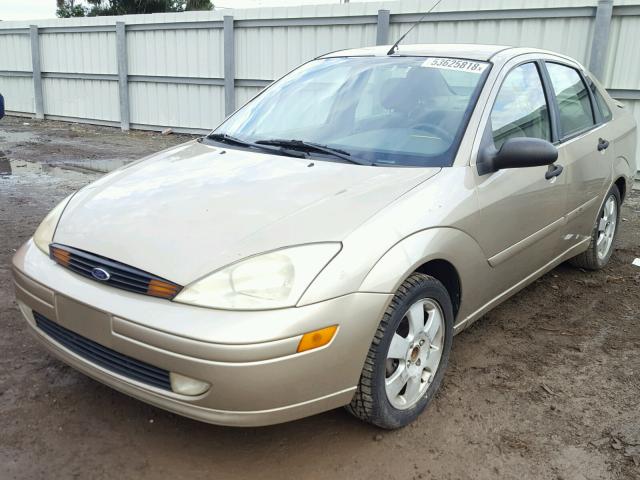 1FAFP38362W128464 - 2002 FORD FOCUS ZTS GOLD photo 2