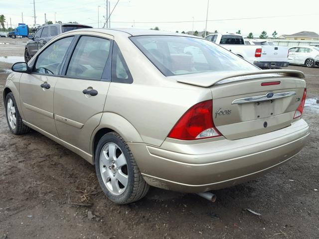 1FAFP38362W128464 - 2002 FORD FOCUS ZTS GOLD photo 3