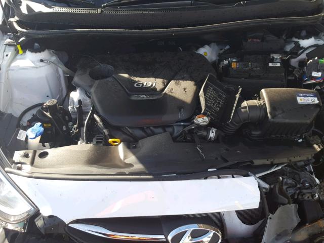 KMHCT4AE2HU285421 - 2017 HYUNDAI ACCENT SE WHITE photo 7