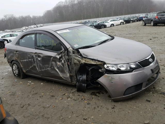 KNAFU4A23C5633716 - 2012 KIA FORTE EX GRAY photo 9