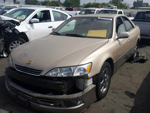 JT8BF28G5Y0253278 - 2000 LEXUS ES 300 BROWN photo 2