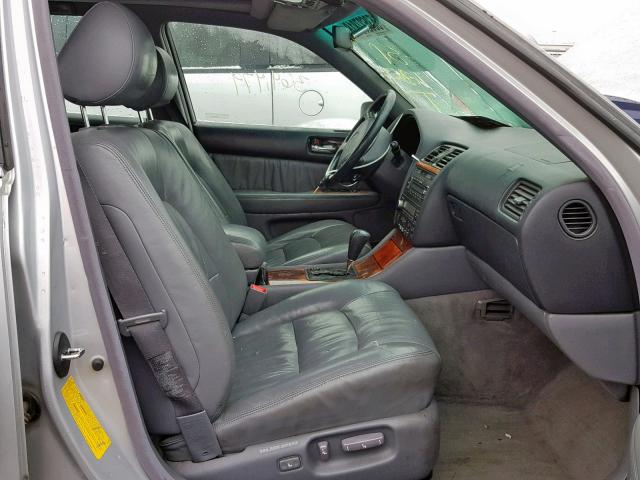 JT8BH28F2W0114238 - 1998 LEXUS LS 400 SILVER photo 5