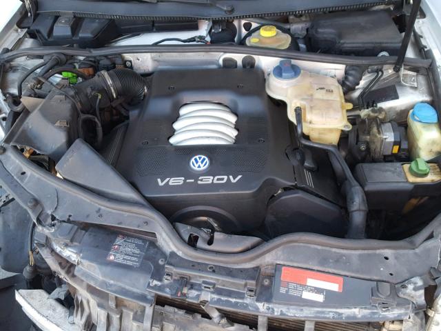 WVWEH63B11E004304 - 2001 VOLKSWAGEN PASSAT GLX 银色 照片 7