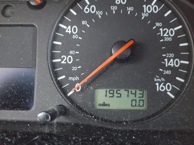 WVWEH63B11E004304 - 2001 VOLKSWAGEN PASSAT GLX 银色 照片 8