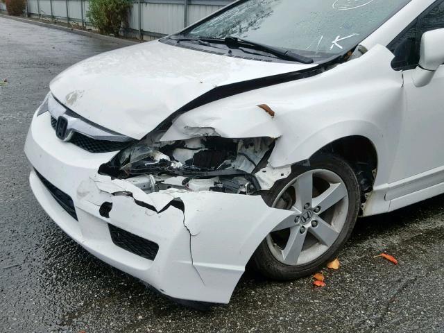 2HGFA1F68BH533660 - 2011 HONDA CIVIC LX-S WHITE photo 9