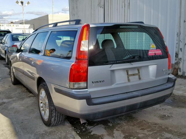 YV1SW53D411014752 - 2001 VOLVO V70 T5 TUR SILVER photo 3