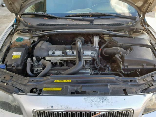 YV1SW53D411014752 - 2001 VOLVO V70 T5 TUR SILVER photo 7